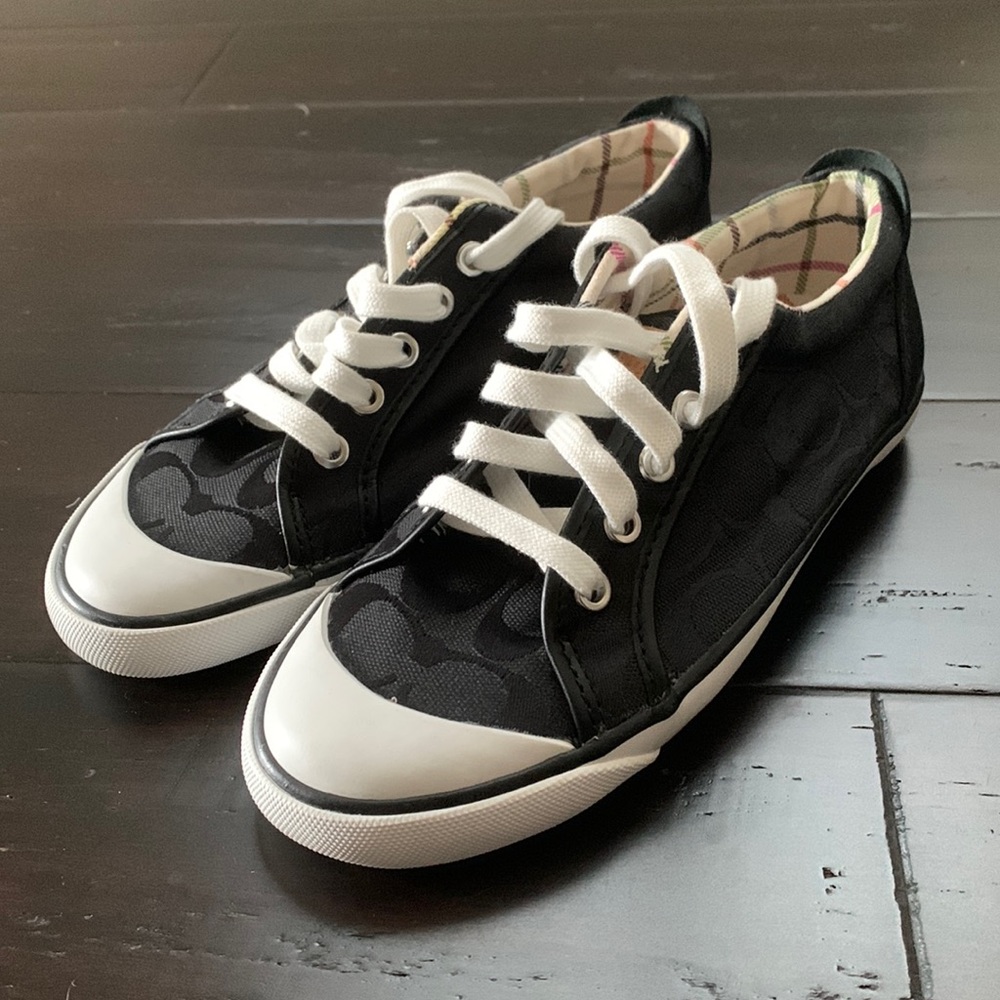 Women’s Coach black sneakers NWOT - Women’s Size 6